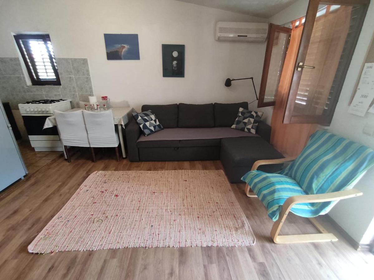 Holiday Home Jere Postira Exterior foto
