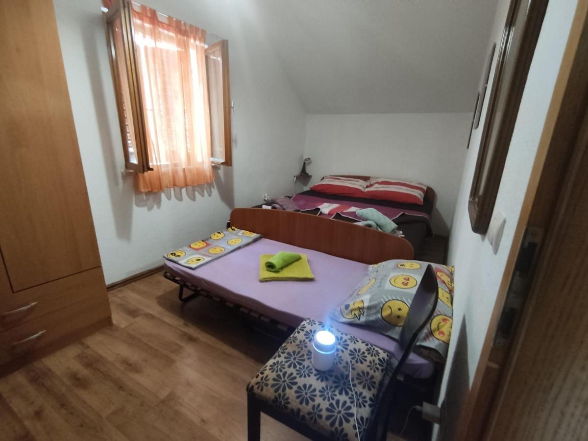 Holiday Home Jere Postira Exterior foto
